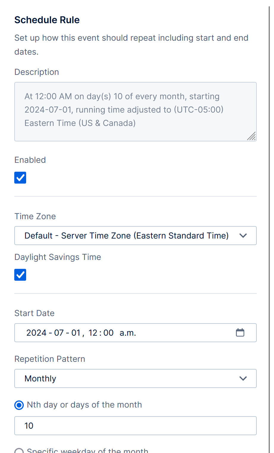 Scheduling data cube builds